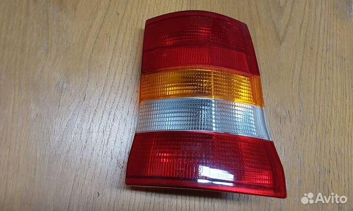 Фонарь задний Opel Astra F Caravan