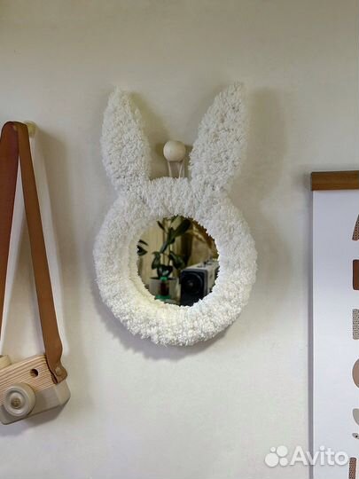 Зеркало в детскую