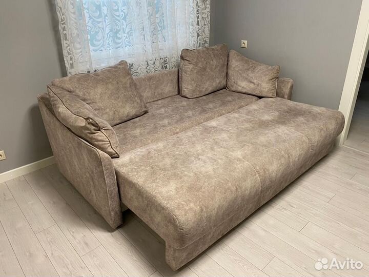 Диван прямой раскладной бу