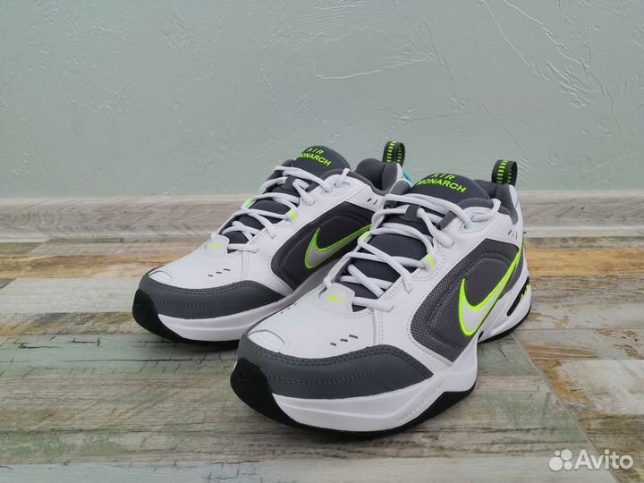 Nike air hotsell monarch cool grey