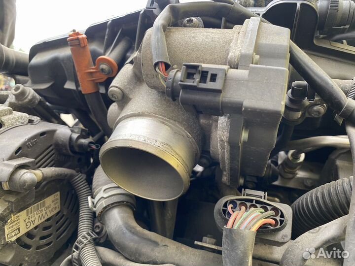 Заслонка дроссельная BWE Audi A4 B7 8ED 8K2 06F133