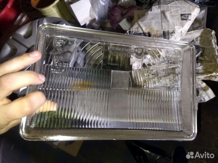 Стекло фары москвич 2141