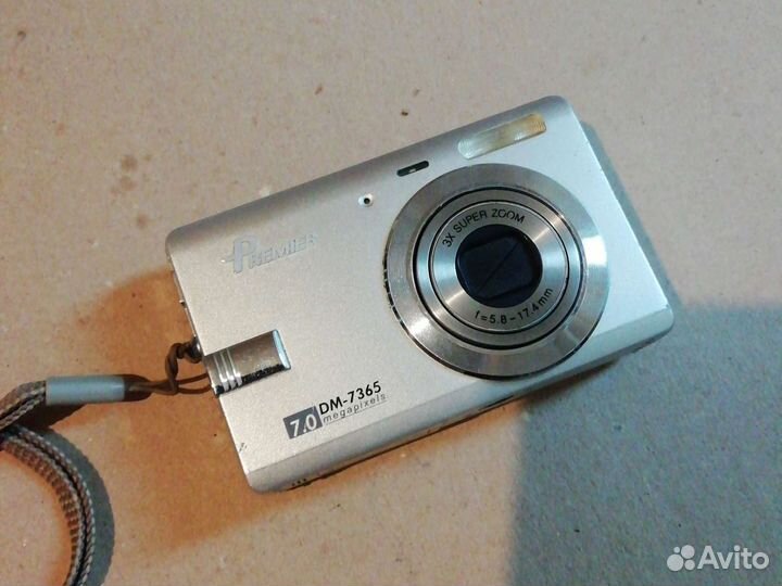 Компактный фотоаппарат premier