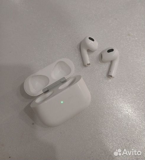 Apple airpods 3