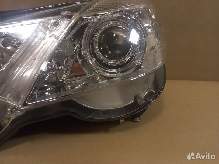 Передняя левая фара на Mercedes w212 до рестайлинг