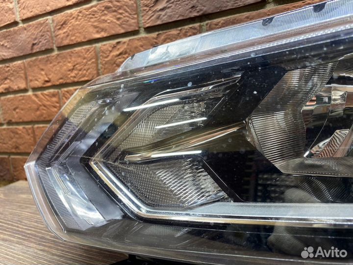 Фара левая Nissan Qashqai