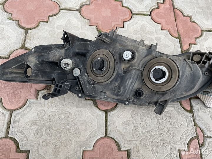 Фары на toyota corolla 150 рестайлинг оригинал