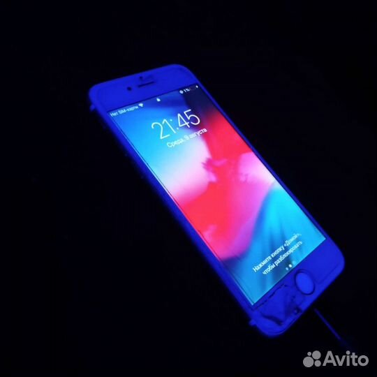 Телефон iPhone 6s