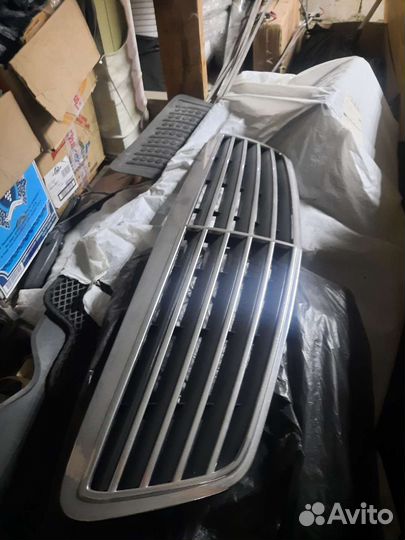 Решетка радиатора w220