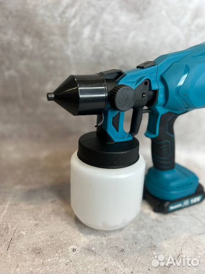 Краскопульт аккумуляторный Makita