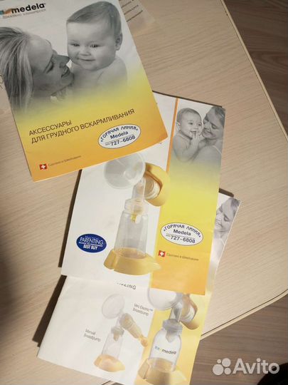 Молокоотсос medela ручной