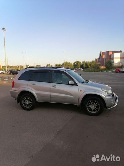 Toyota RAV4 2.0 AT, 2003, 120 000 км