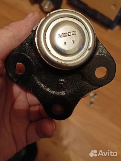 Шаровая опора гольф4,шкода октавия тур