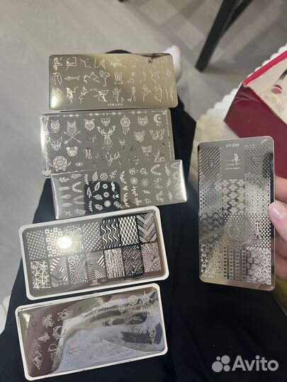 Наклейки для маникюра