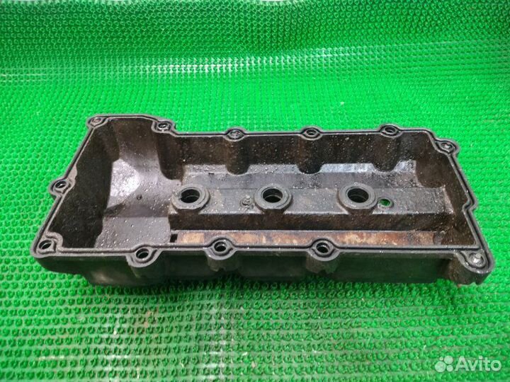Крышка головки блока цилиндров правая Dodge