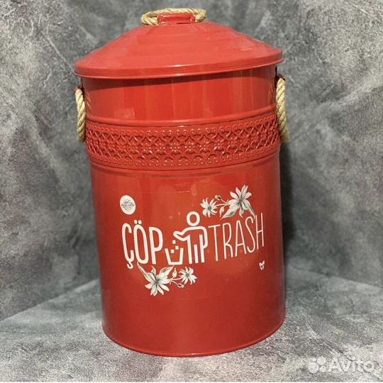 Емкость для сыпучих продуктов