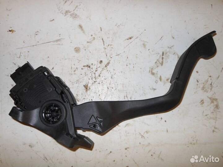 Педаль газа электрическая для Peugeot 408