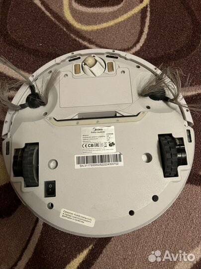 Робот пылесос midea
