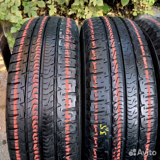 Michelin Agilis 215/70 R15C 109Q