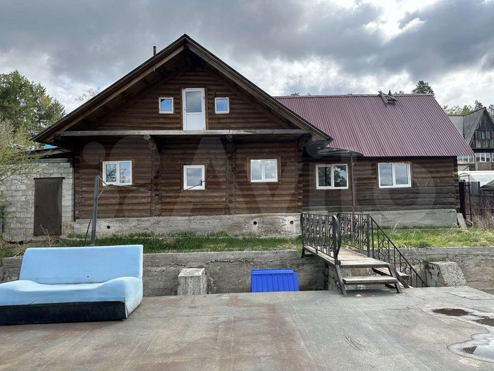 Дом 167 м² на участке 6 сот.