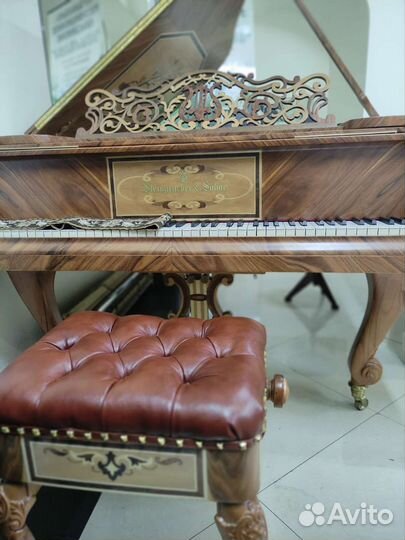Рояль Steingraeber & Söhne Grand piano с банкеткой