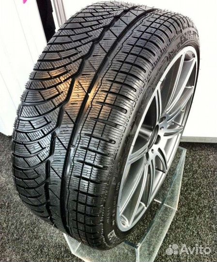 Michelin Pilot Alpin PA4 275/40 R19