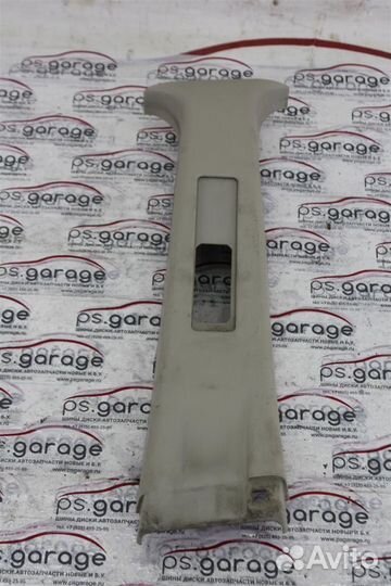 Обшивка стойки правая Nissan Note E11