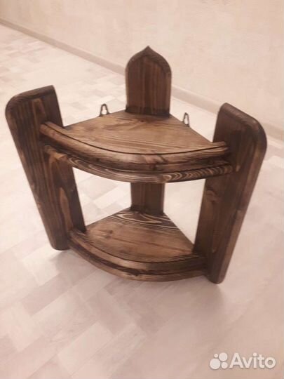 Угловая полка для икон