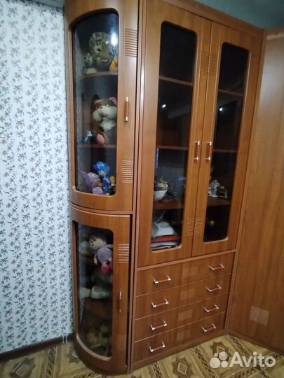 Угловой шкаф