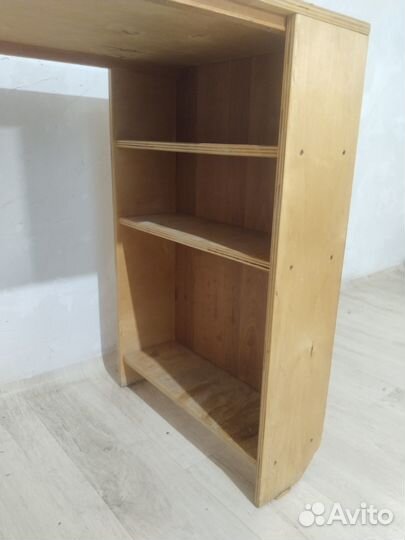 Стол ручной работы