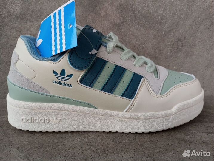 Кроссовки детские adidas forum