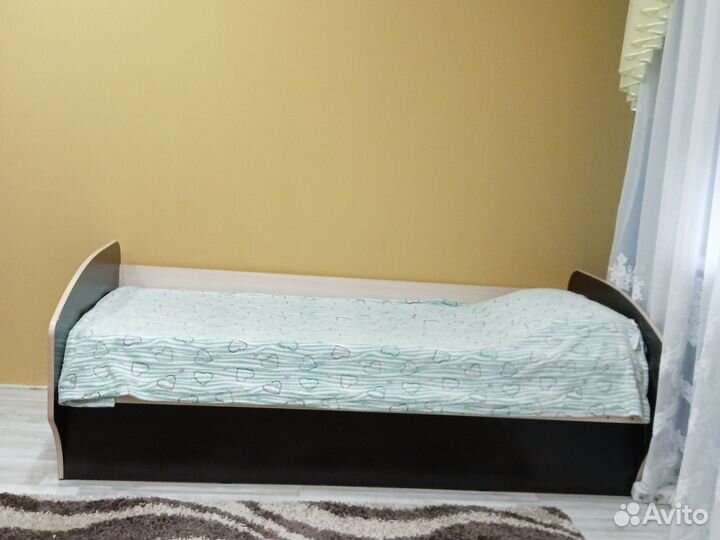 Кровать