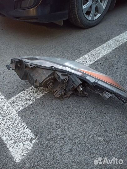 Фара правая mazda 3 бл