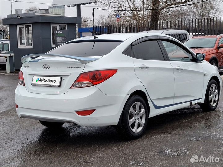 Hyundai Solaris 1.4 AT, 2011, 98 000 км