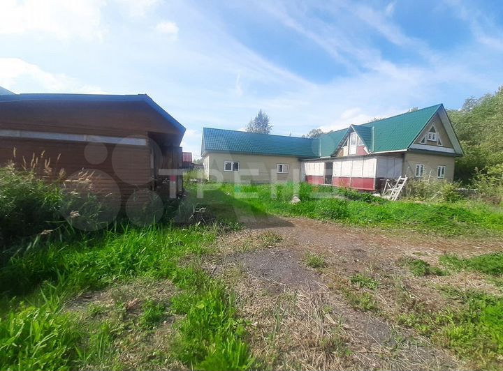 Дом 166 м² на участке 9 сот.