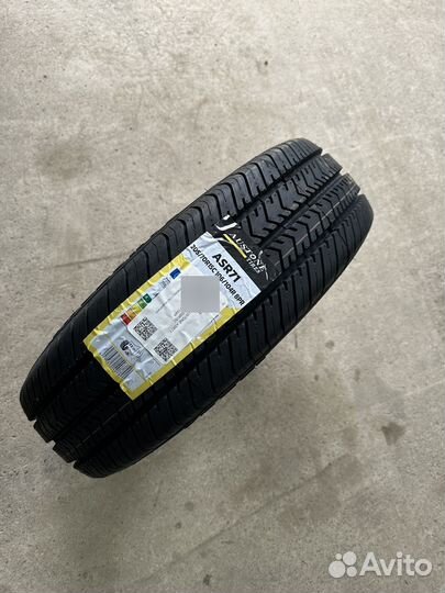 Austone ASR71 205/70 R15C 106R