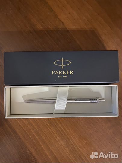 Шариковая ручка parker