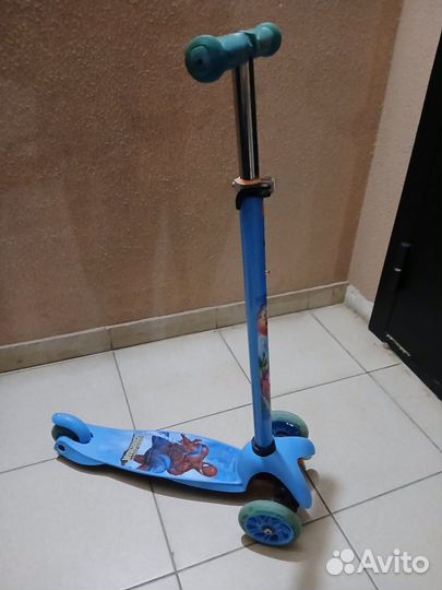 Самокат детский трехколесный