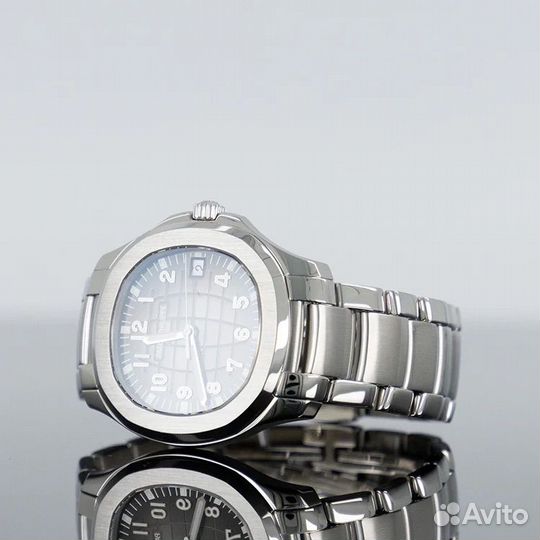 Часы patek philippe nautilus серые