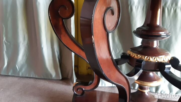 Консоль. Массив дуба. Шпон дуба. Испания