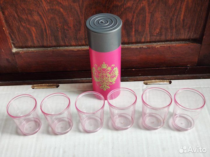 Карты и рюмки 30 мл пластиковые в футляре