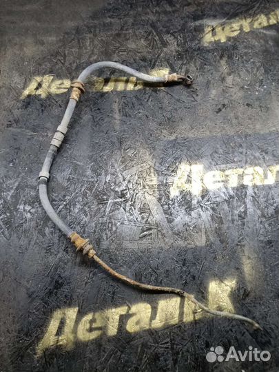 Тормозной шланг Nissan bluebird u13