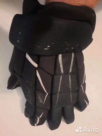 Хоккейная крага одна левая