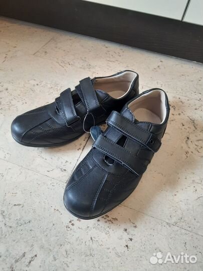 Полуботинки новые черные, р.37,5 (на 37)