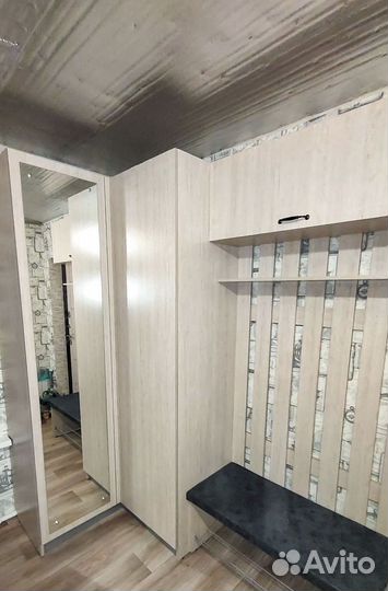 Прихожая на заказ современная