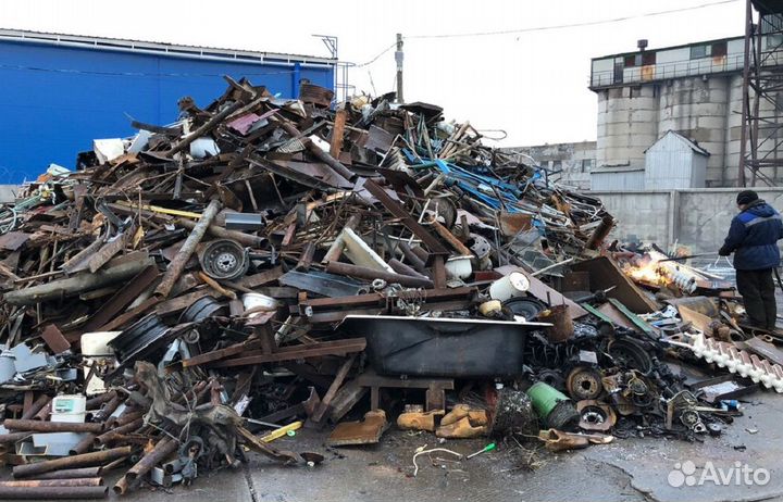 Вывоз металлолома ванны чугунные,батареи,плиты тд