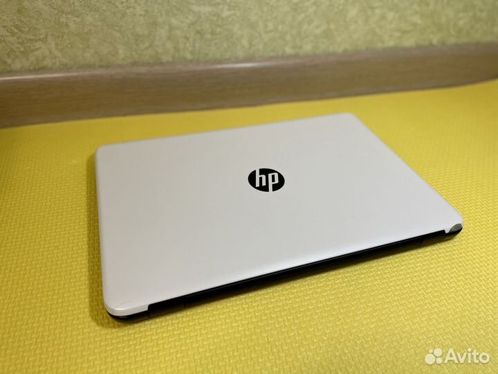 Ноутбук HP 17