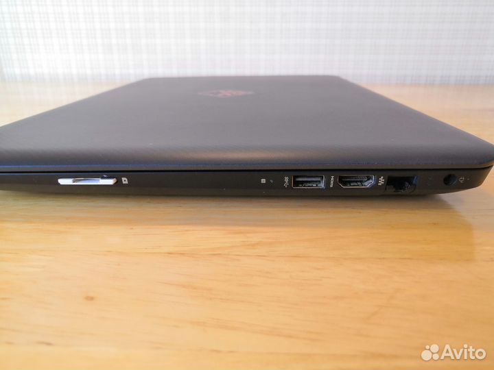 Продам ноутбук HP Omen 15-ax005ur