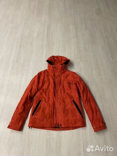 Горнолыжная куртка женская