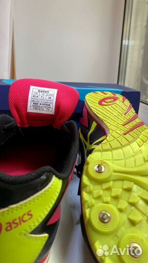 Шиповки для бега asics